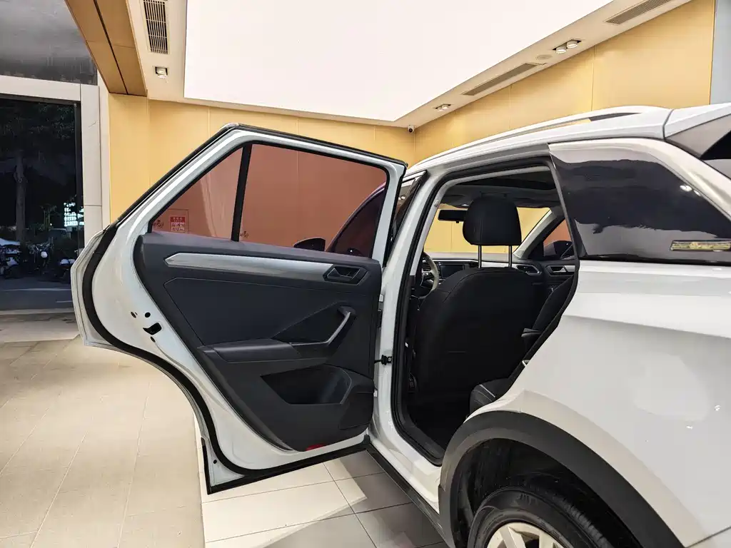 Volkswagen T-Roc 2020 — фото 21