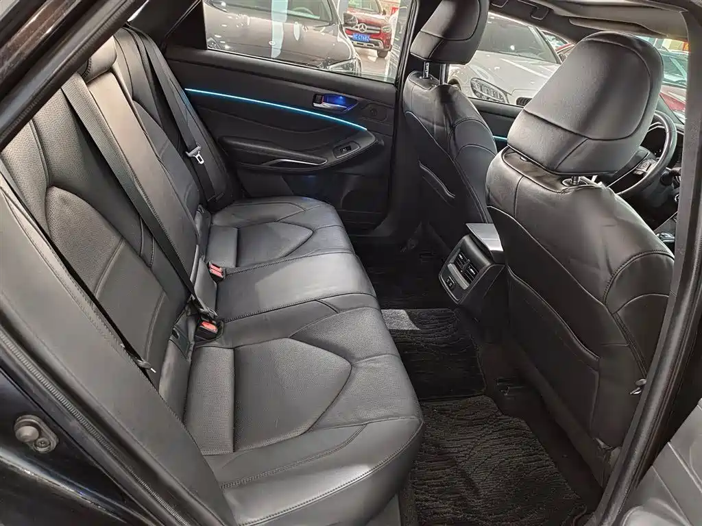Toyota Avalon 2021 — фото 11