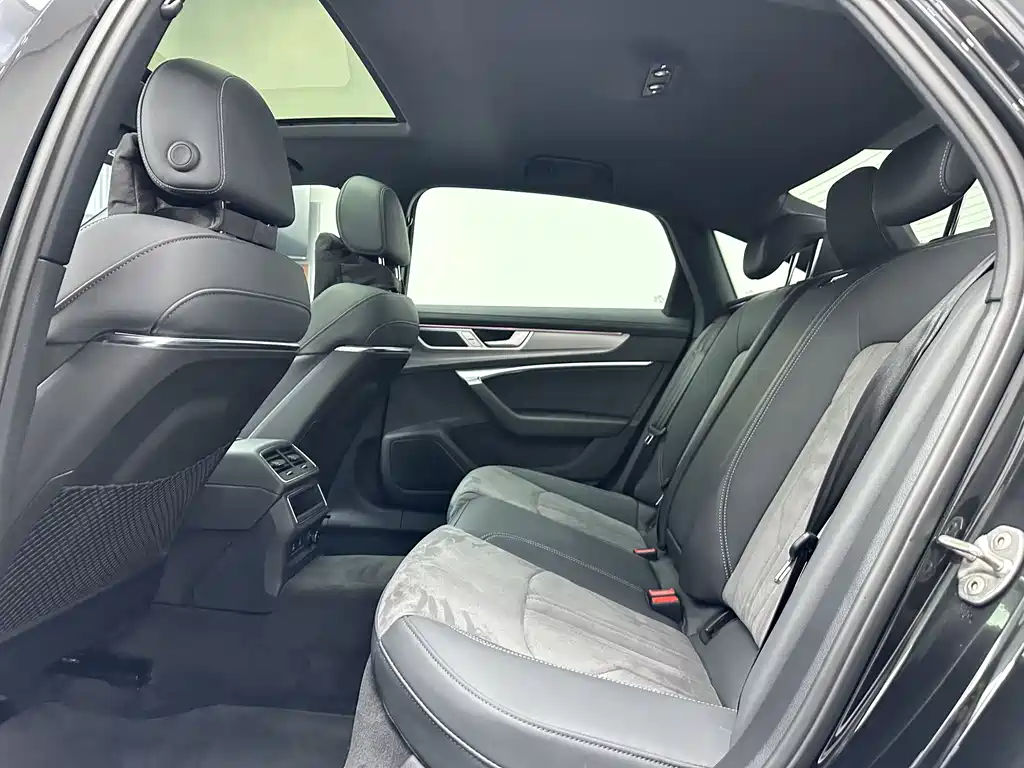 Audi A6L 2023 — фото 12