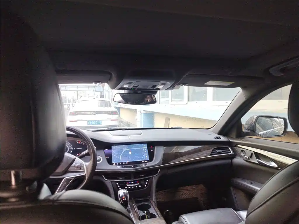 Cadillac CT6 2022 — фото 14