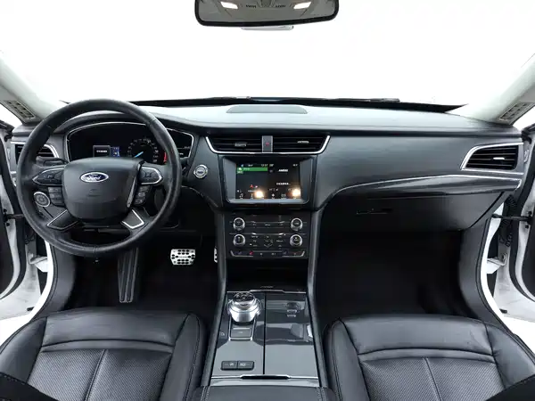 Ford Taurus 2017
