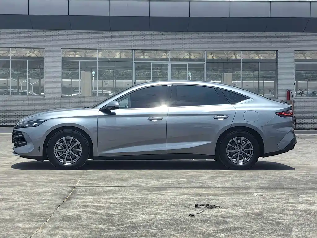 BYD Qin L 2024 — фото 4