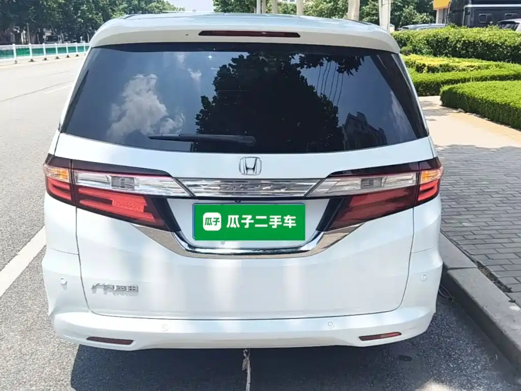 Honda Odyssey 2017 — фото 6