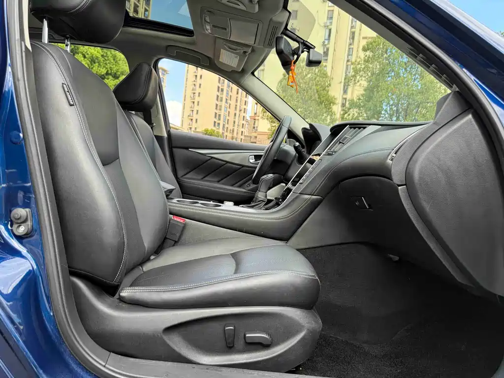 Infiniti Q50L 2019