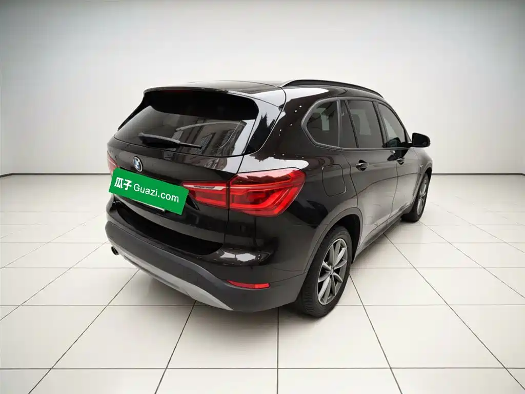 BMW X1 2019 — фото 13