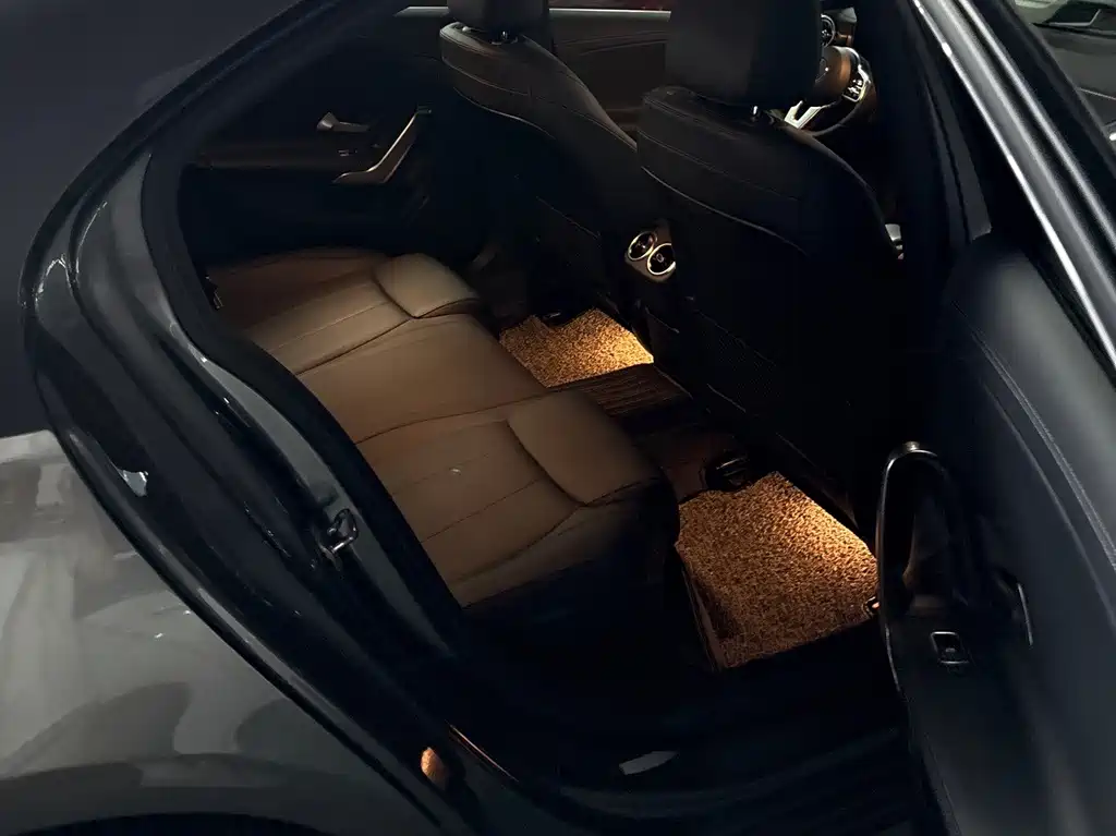 Mercedes-Benz A-Class 2020 — фото 10