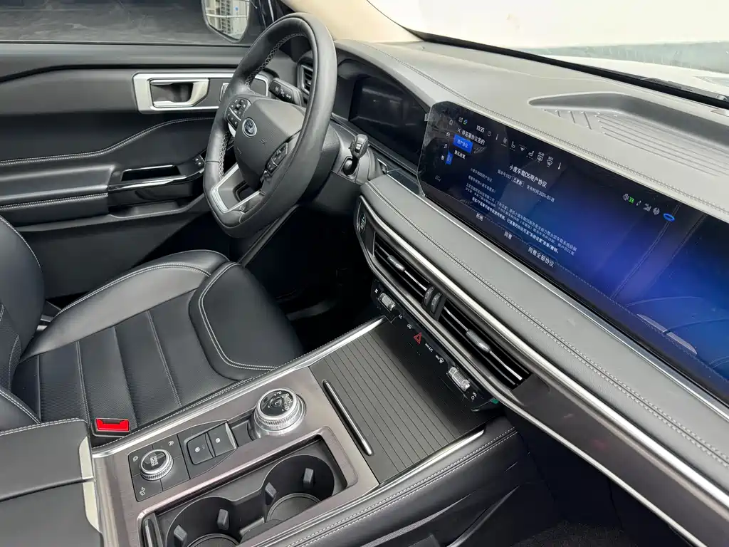 Ford Explorer 2023 — фото 14