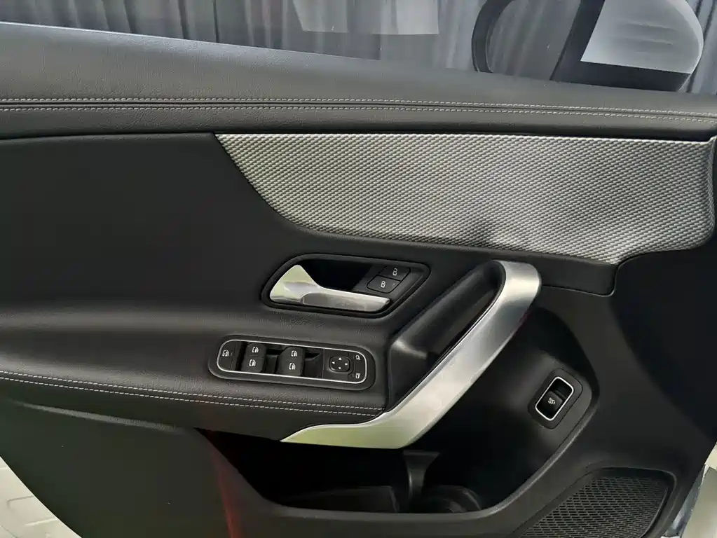 Mercedes-Benz A-Class 2022