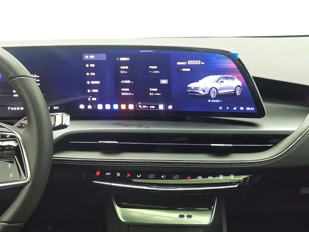 Cadillac GT4 2023 — фото 12