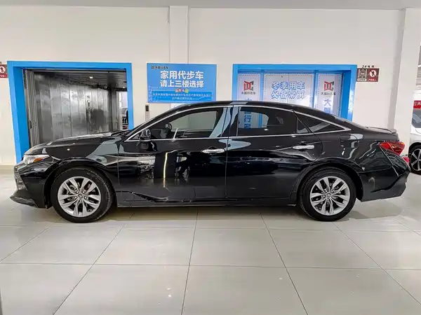 Toyota Avalon 2021