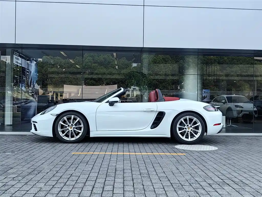 Porsche 718 2023 — фото 2