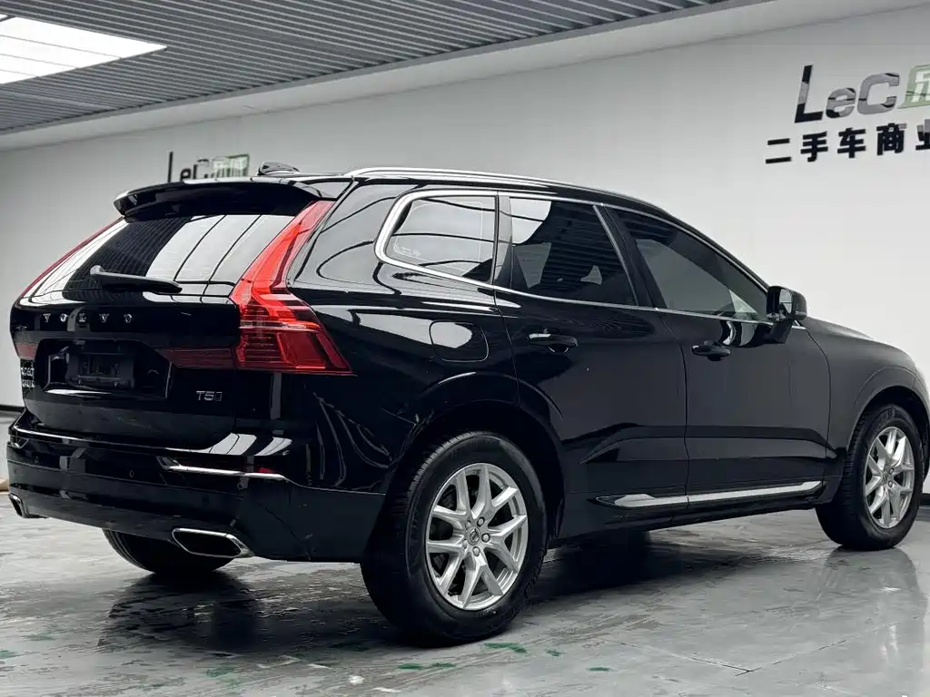 Volvo XC60 2020 — фото 4