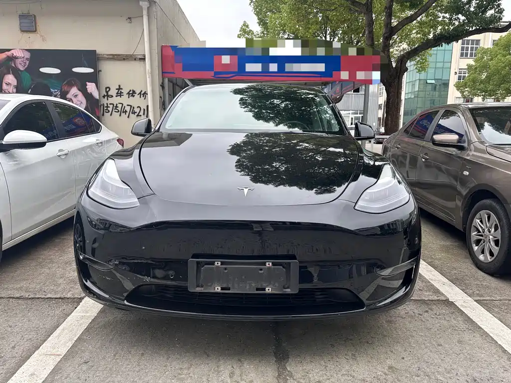 Tesla Model Y 2022 — фото 2