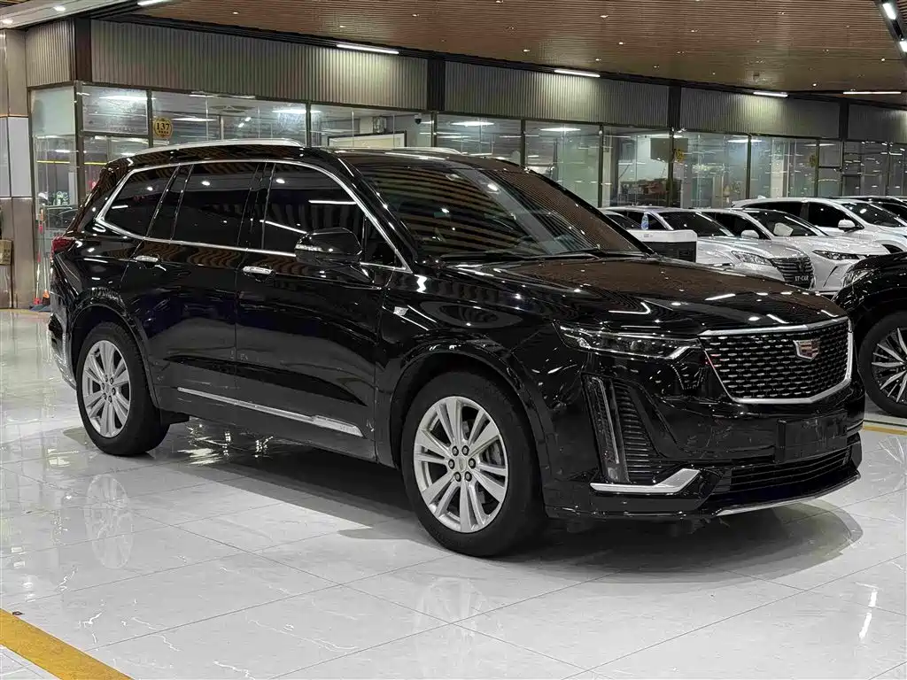 Cadillac XT6 2020 — фото 3