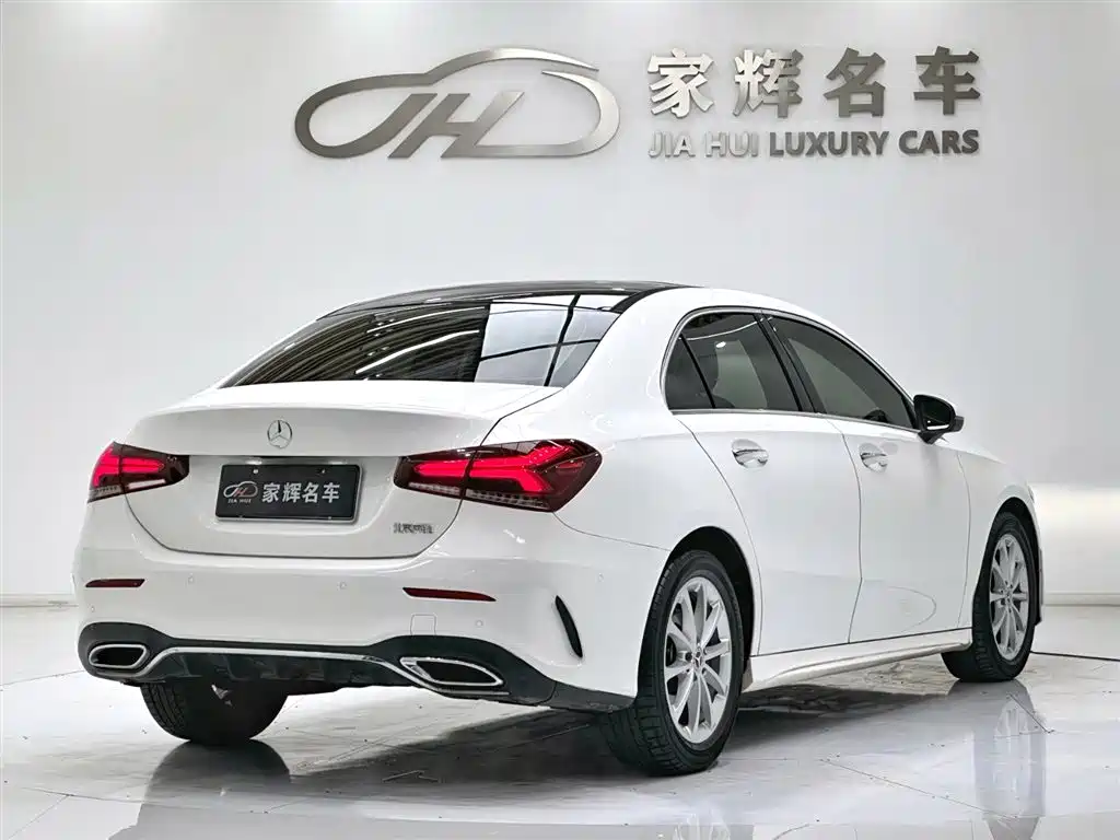 Mercedes-Benz A-Class 2019 — фото 7