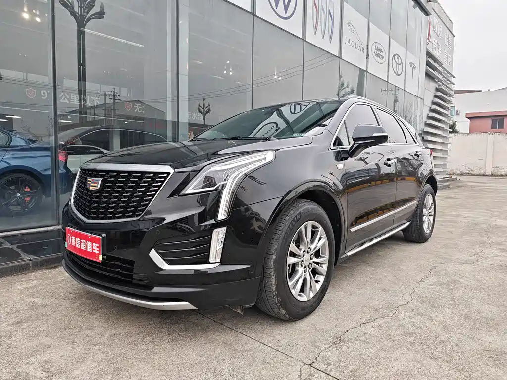 Cadillac XT5 2020 — фото 1