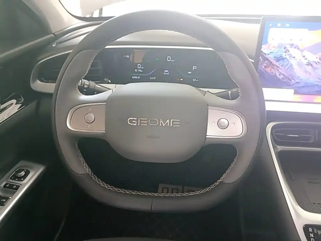 Geely Galaxy Starwish 2026 — фото 11