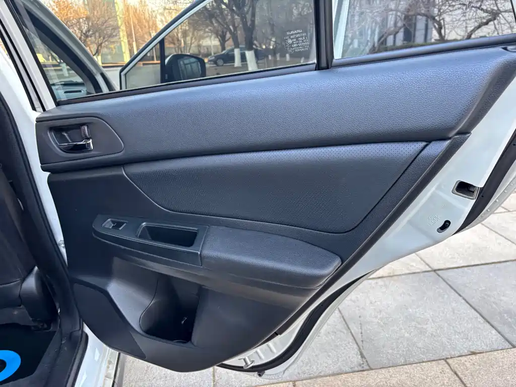 Subaru XV 2013 — фото 19