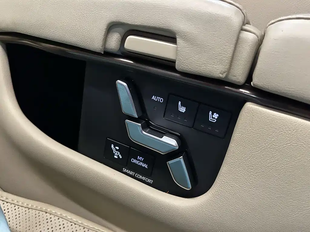Toyota Vellfire 2025 — фото 32