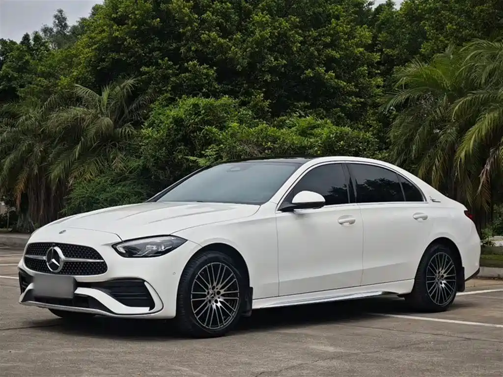 Mercedes-Benz C-Class 2025 — фото 2