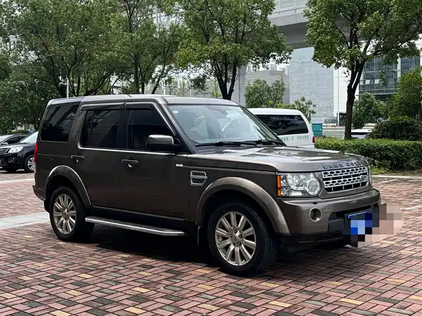 Land Rover Discovery 2013
