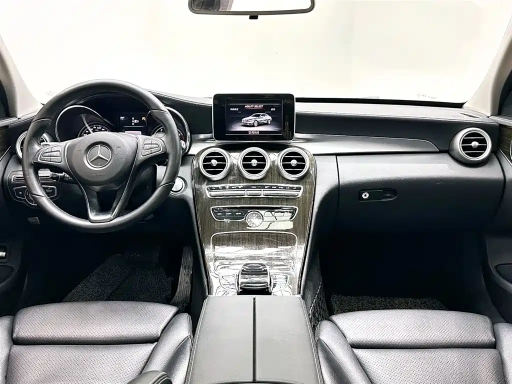 Mercedes-Benz C-Class 2015 — фото 11