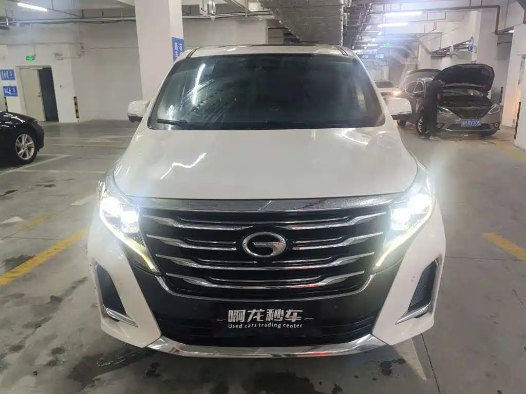 GAC Motor Trumpchi M8 2020 — фото 2