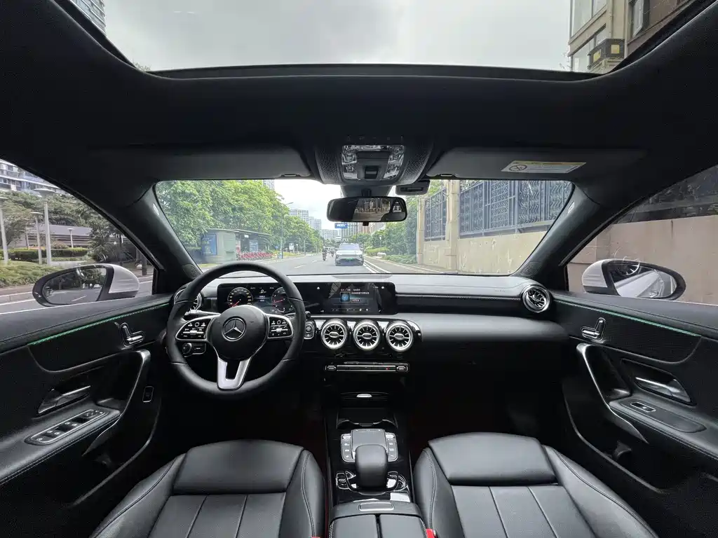 Mercedes-Benz A-Class 2021 — фото 15