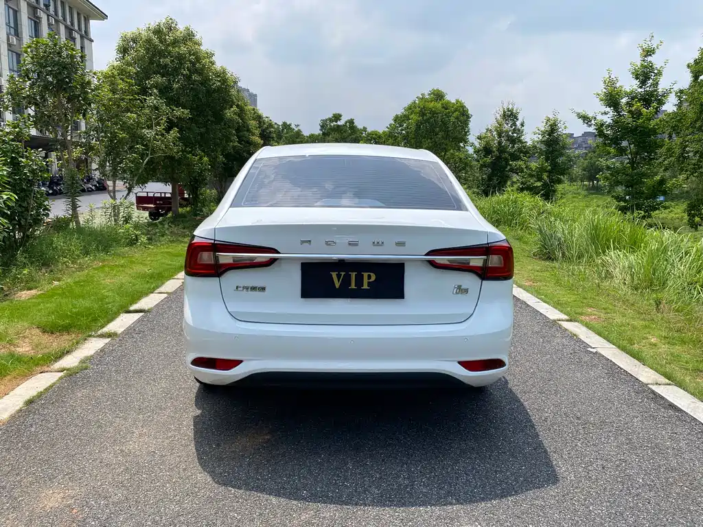 Roewe i5 2019