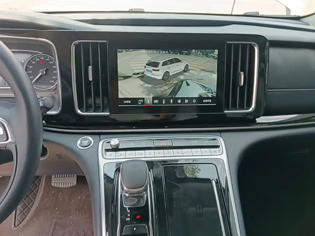 GAC Motor Trumpchi M8 2024 — фото 13