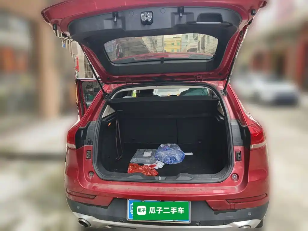 Haval H2s 2018 — фото 10