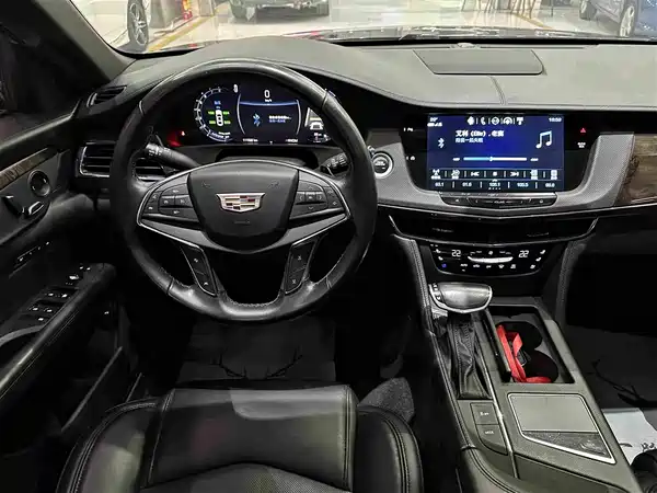 Cadillac CT6 2018