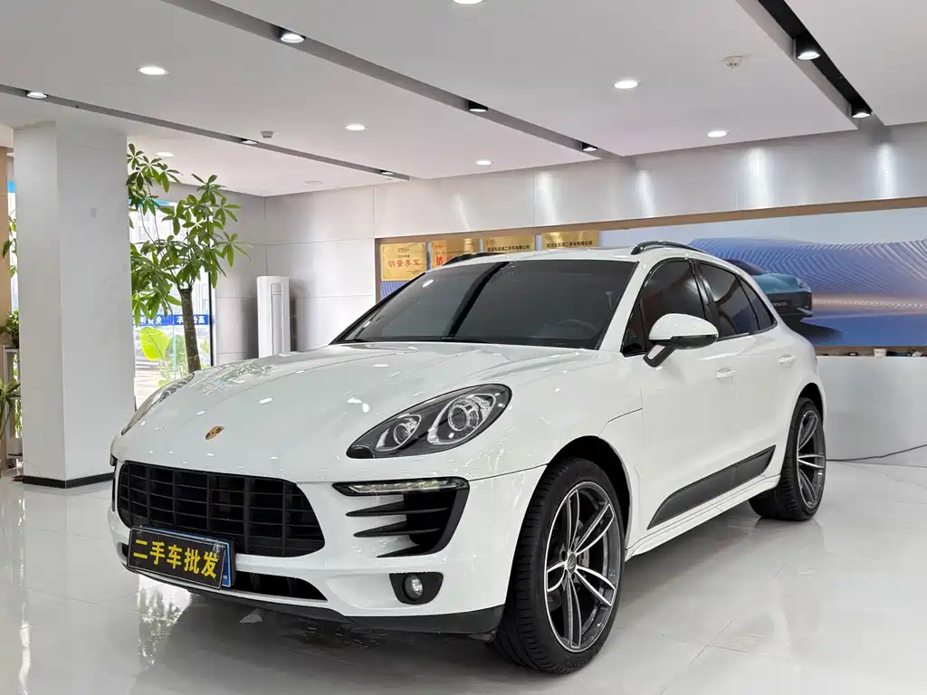 Porsche Macan 2014 — фото 1