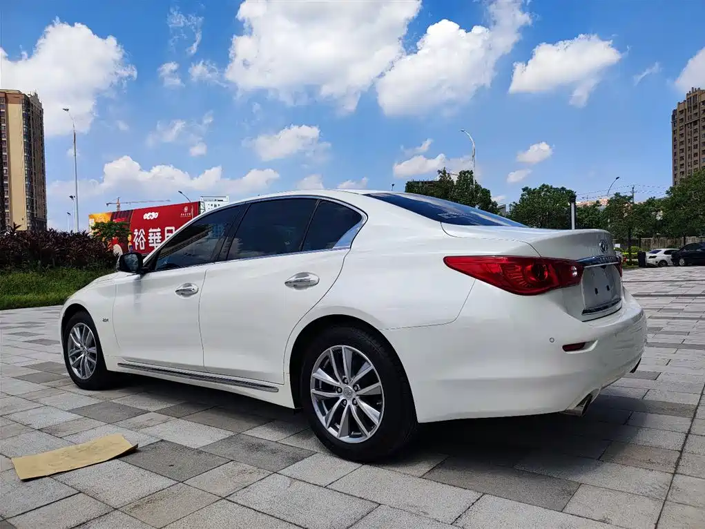 Infiniti Q50L 2018 — фото 4