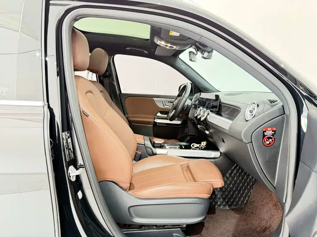 Mercedes-Benz GLB 2022 — фото 15