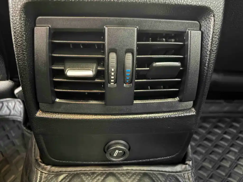 BMW 1 Series 2015 — фото 14
