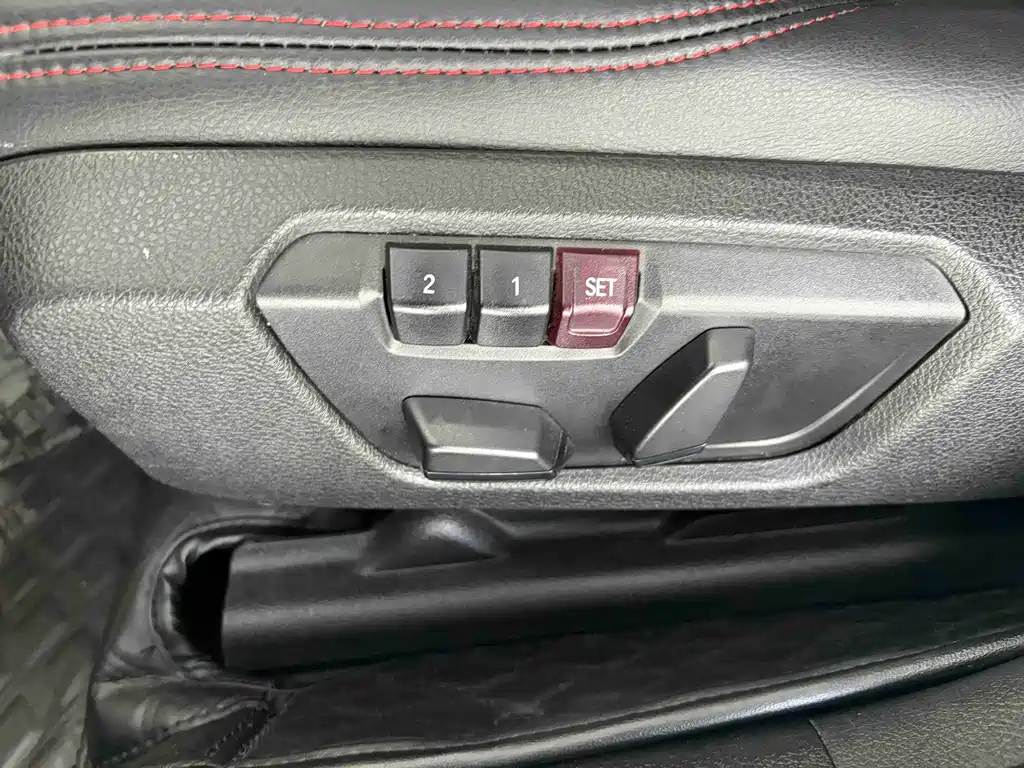 BMW 1 Series 2015 — фото 20