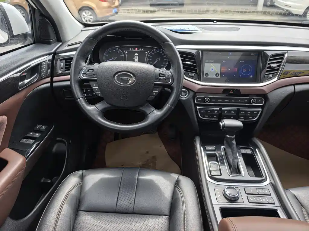 GAC Motor Trumpchi GS8 2018 — фото 10