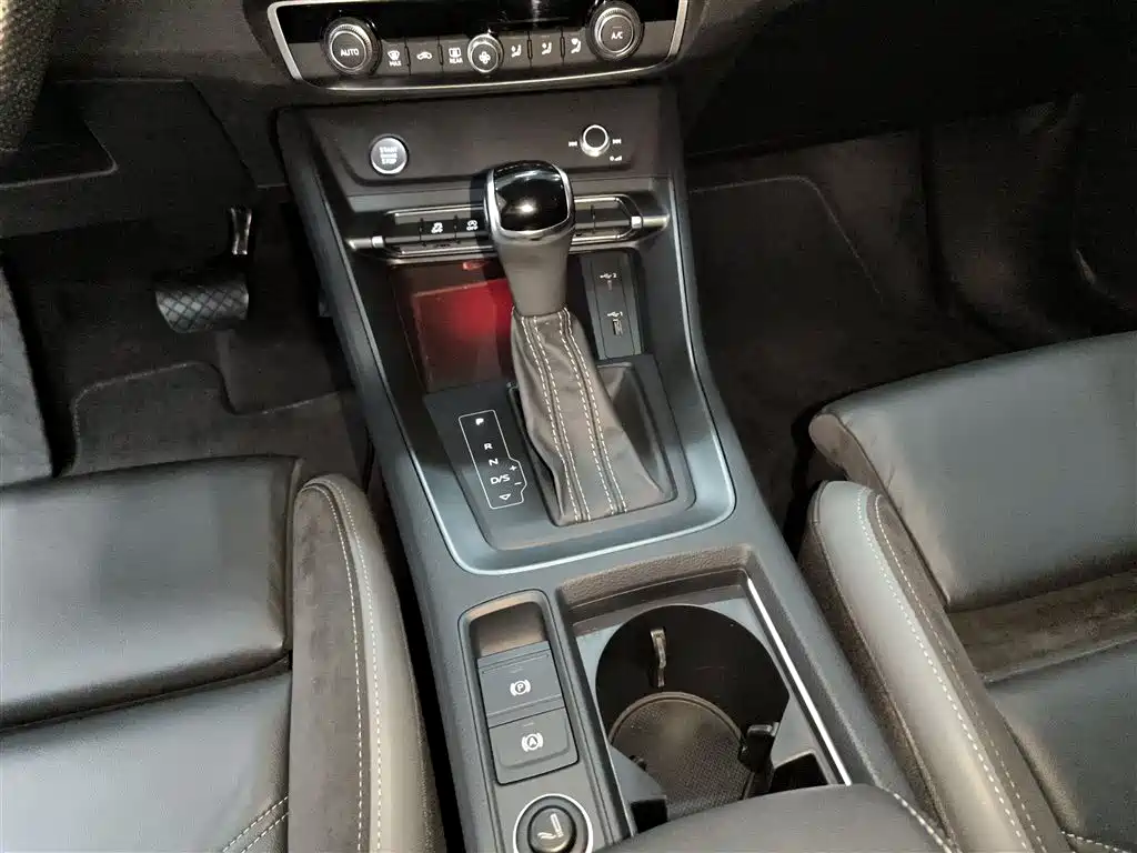 Audi Q3 Sportback 2021 — фото 14