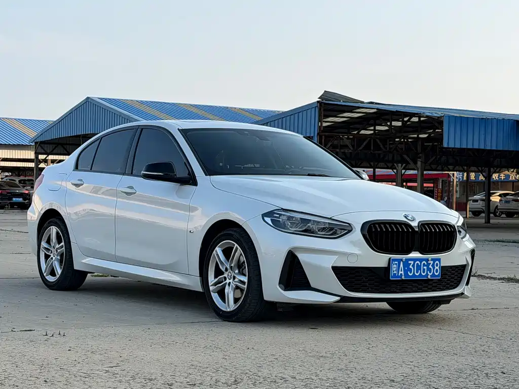 BMW 1 Series 2023