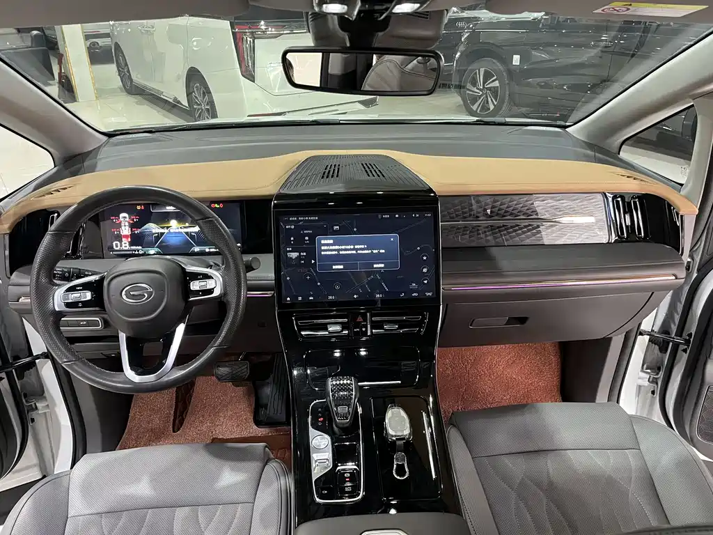 GAC Motor Trumpchi M8 2023 — фото 8