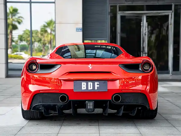 Ferrari 488 2018