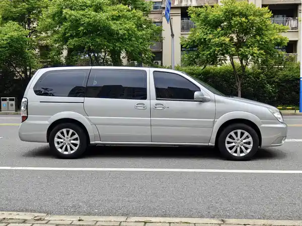 Buick GL8 2013