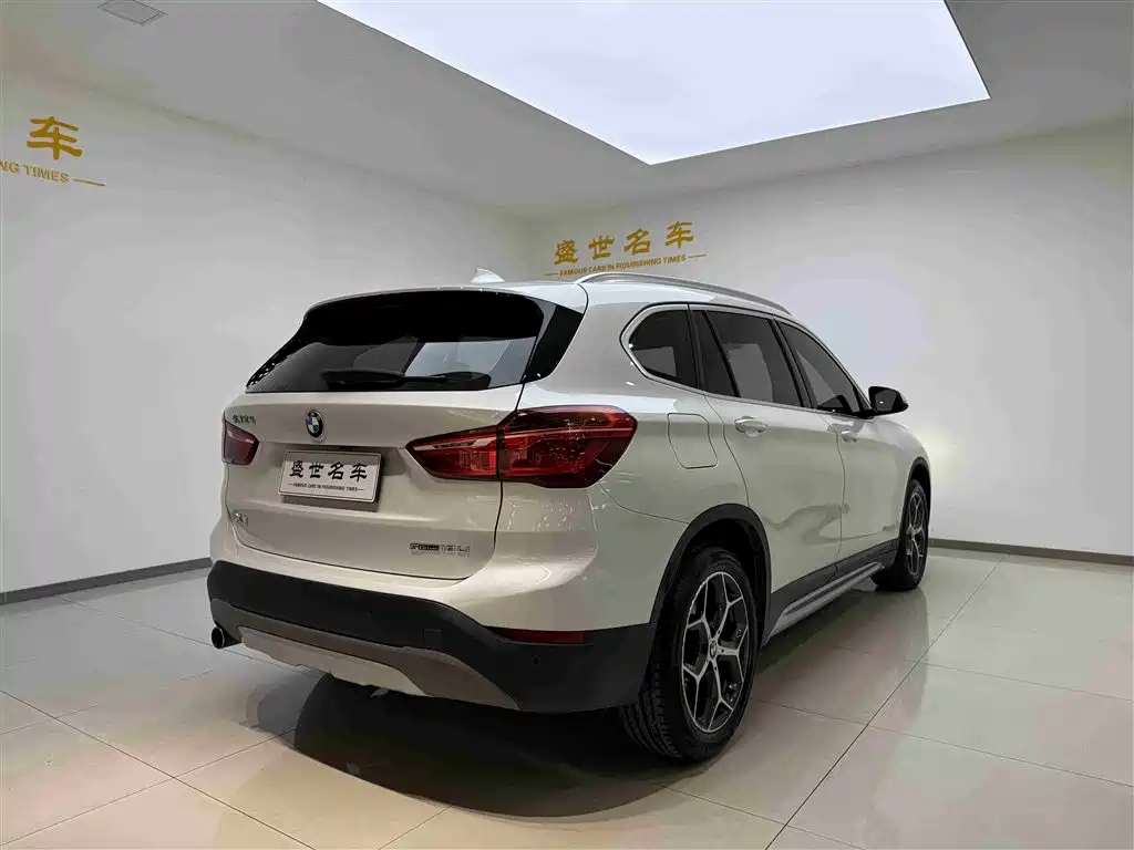 BMW X1 2019 — фото 18