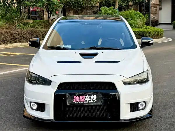 Mitsubishi Lancer EX 2017
