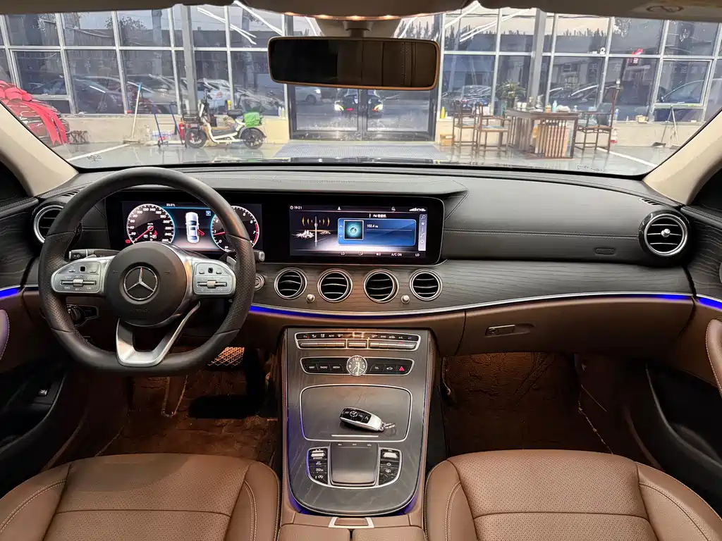 Mercedes-Benz E-Class 2019 — фото 6