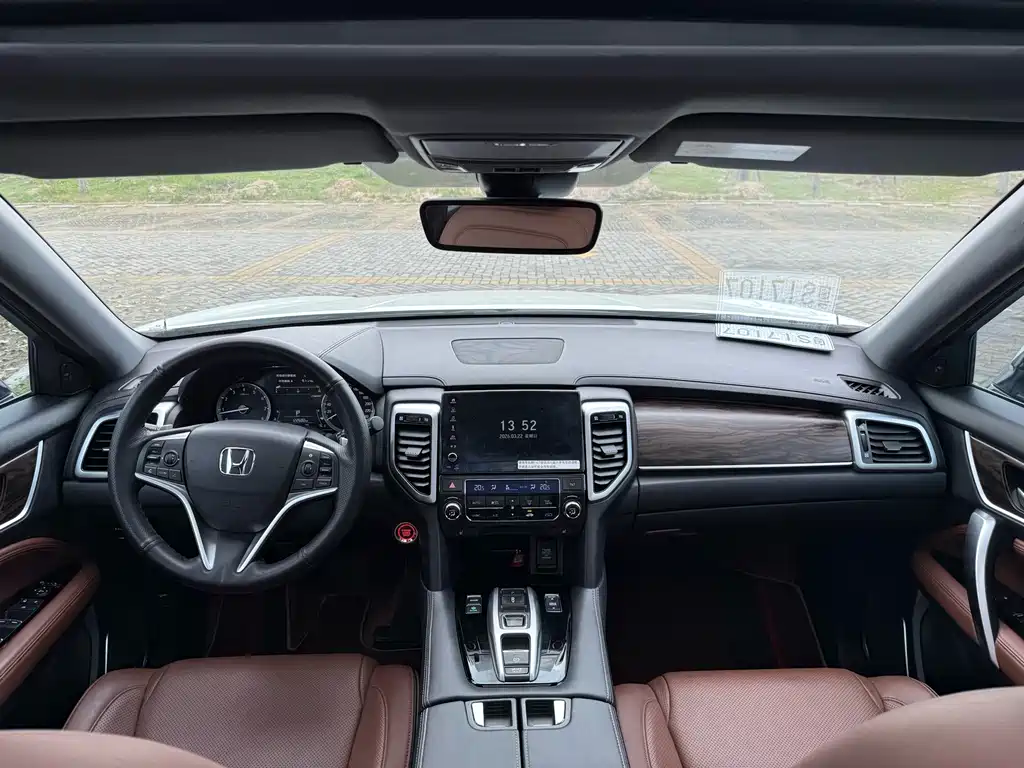 Honda UR-V 2018 — фото 6