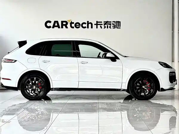 Porsche Cayenne 2011