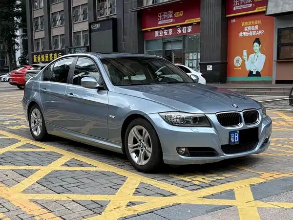 BMW 3 Series 2010