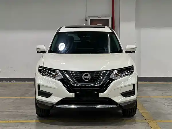 Nissan X-Trail 2025